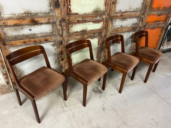 4 chaises scandinaves vintage – Image 7